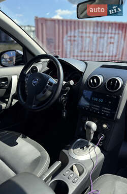 Внедорожник / Кроссовер Nissan Qashqai 2012 в 