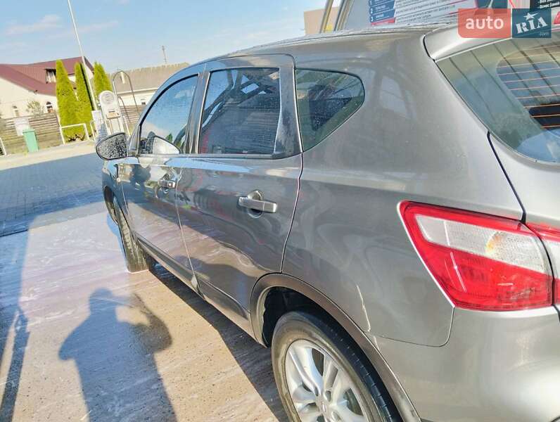 Позашляховик / Кросовер Nissan Qashqai 2013 в Івано-Франківську