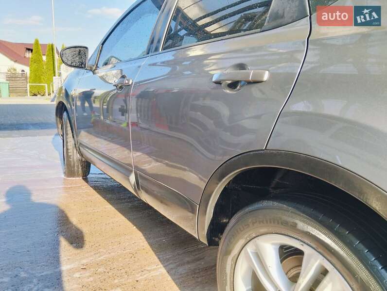 Позашляховик / Кросовер Nissan Qashqai 2013 в Івано-Франківську
