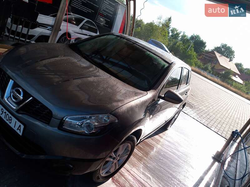 Позашляховик / Кросовер Nissan Qashqai 2013 в Івано-Франківську