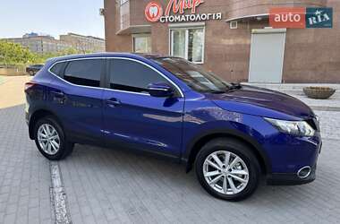 Внедорожник / Кроссовер Nissan Qashqai 2017 в 
