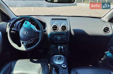 Внедорожник / Кроссовер Nissan Qashqai 2008 в 