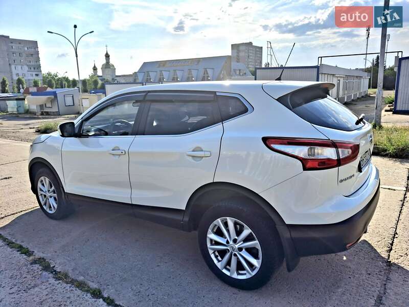 Внедорожник / Кроссовер Nissan Qashqai 2016 в Южноукраинске