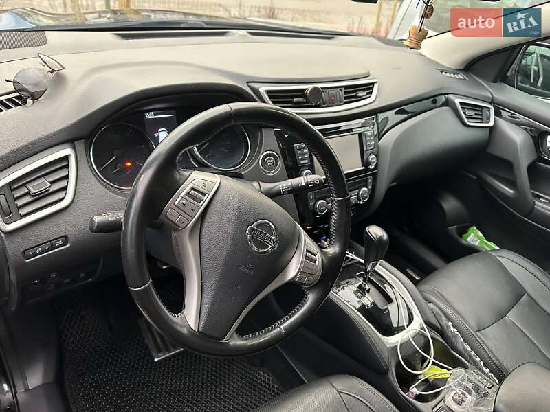 Позашляховик / Кросовер Nissan Qashqai 2017 в Києві