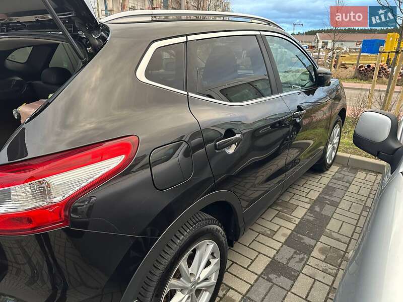 Позашляховик / Кросовер Nissan Qashqai 2017 в Києві