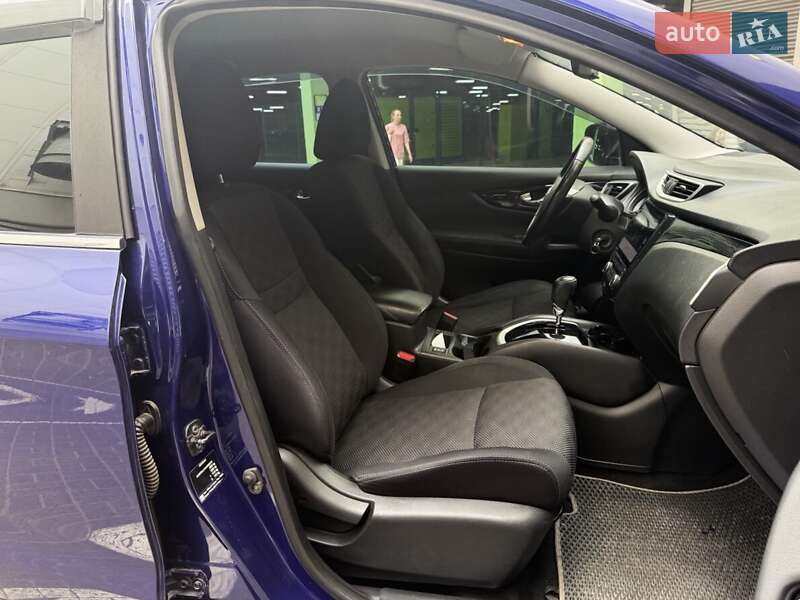 Внедорожник / Кроссовер Nissan Qashqai 2017 в Киеве