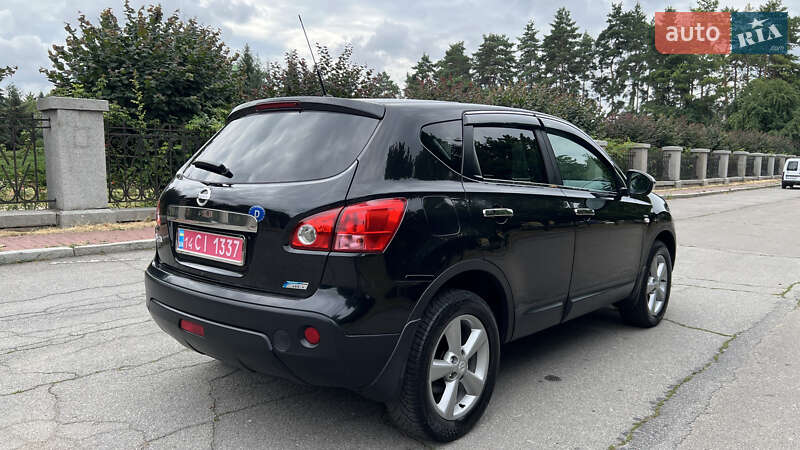 Внедорожник / Кроссовер Nissan Qashqai 2010 в Умани