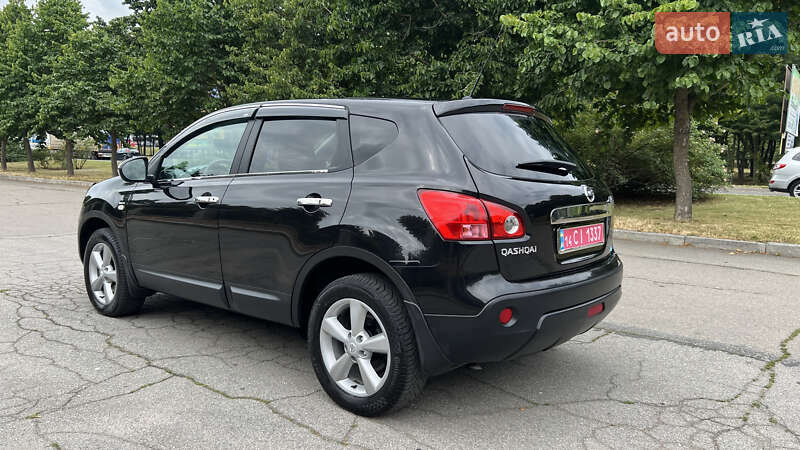 Внедорожник / Кроссовер Nissan Qashqai 2010 в Умани