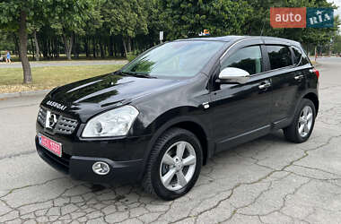 Внедорожник / Кроссовер Nissan Qashqai 2010 в 