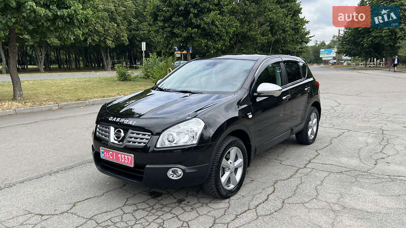 Внедорожник / Кроссовер Nissan Qashqai 2010 в Умани