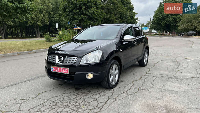 Внедорожник / Кроссовер Nissan Qashqai 2010 в Умани