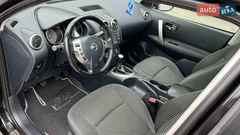 Внедорожник / Кроссовер Nissan Qashqai 2010 в Умани