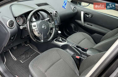 Внедорожник / Кроссовер Nissan Qashqai 2010 в 