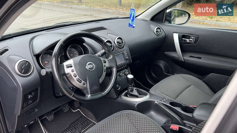 Внедорожник / Кроссовер Nissan Qashqai 2010 в Умани