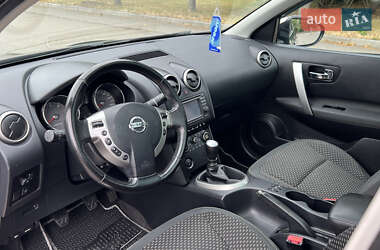 Внедорожник / Кроссовер Nissan Qashqai 2010 в 