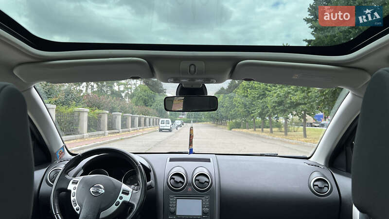 Внедорожник / Кроссовер Nissan Qashqai 2010 в Умани