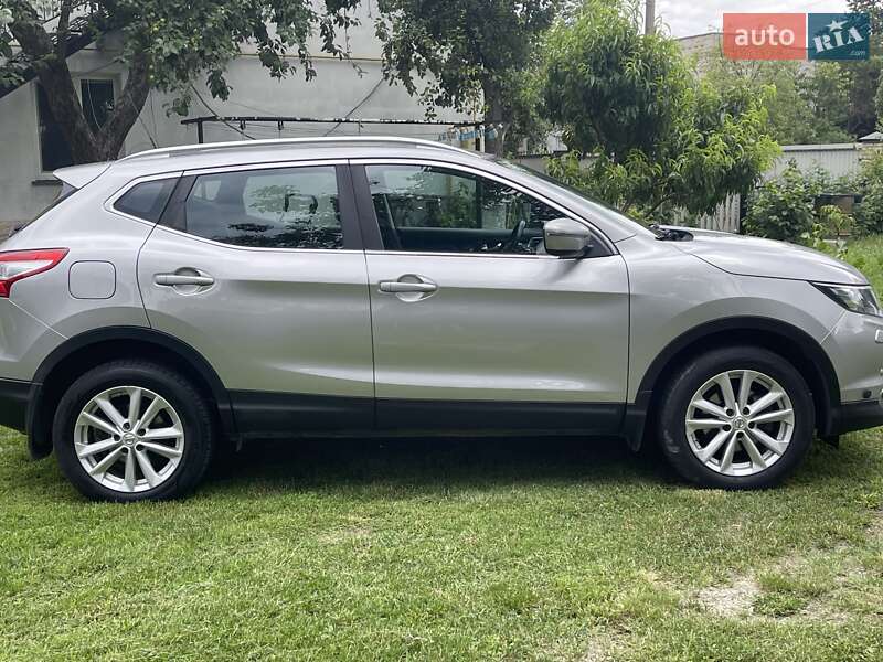 Внедорожник / Кроссовер Nissan Qashqai 2016 в Ковеле