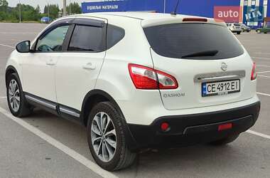 Внедорожник / Кроссовер Nissan Qashqai 2013 в 