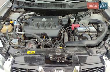 Внедорожник / Кроссовер Nissan Qashqai 2013 в 
