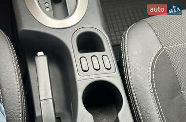 Внедорожник / Кроссовер Nissan Qashqai 2012 в 