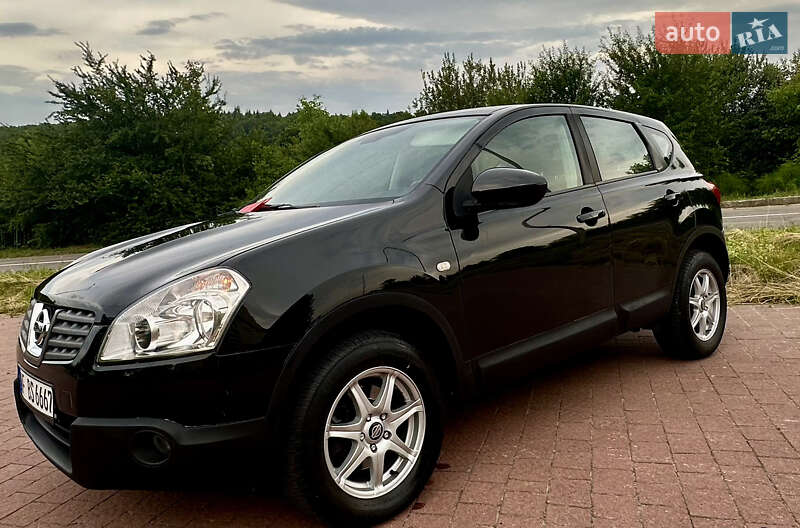 Позашляховик / Кросовер Nissan Qashqai 2009 в Трускавці