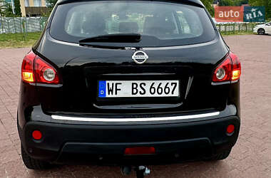 Внедорожник / Кроссовер Nissan Qashqai 2009 в 