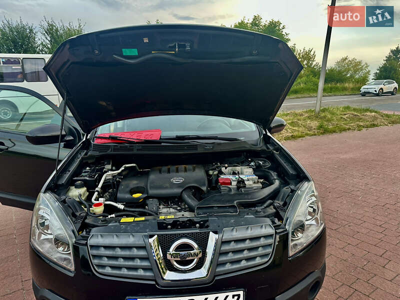 Позашляховик / Кросовер Nissan Qashqai 2009 в Трускавці