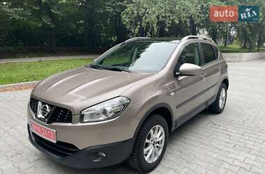 Внедорожник / Кроссовер Nissan Qashqai 2010 в Тернополе