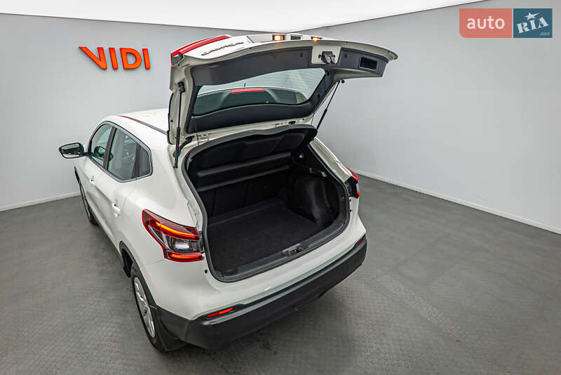 Внедорожник / Кроссовер Nissan Qashqai 2020 в Киеве