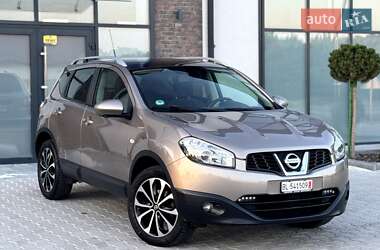 Внедорожник / Кроссовер Nissan Qashqai 2012 в 