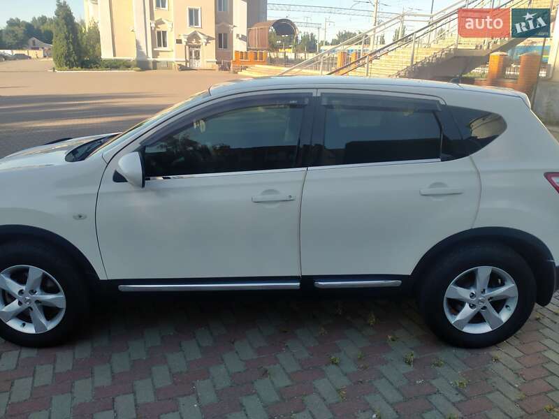 Внедорожник / Кроссовер Nissan Qashqai 2011 в Кременчуге