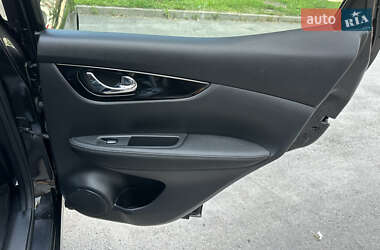 Внедорожник / Кроссовер Nissan Qashqai 2015 в 