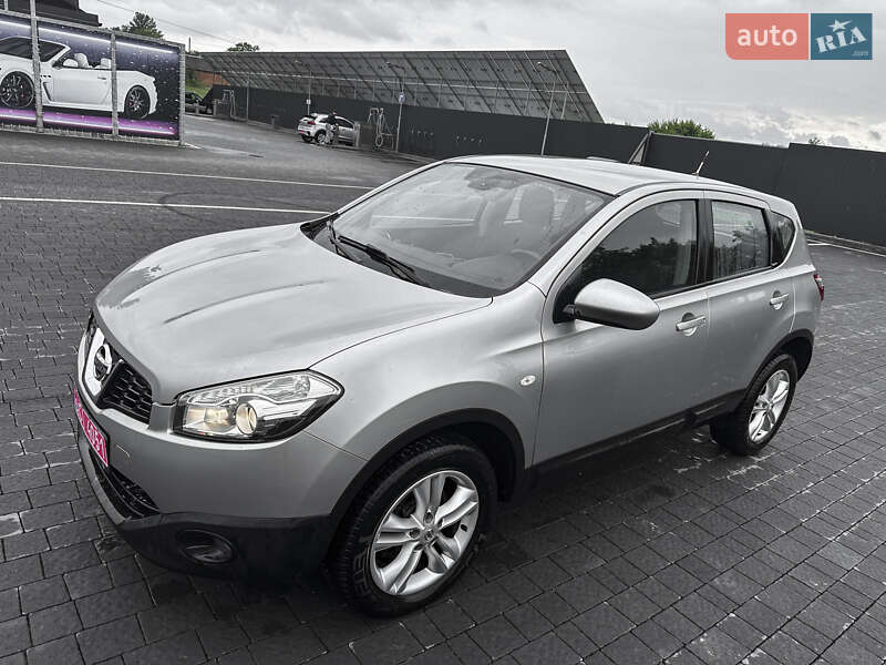 Внедорожник / Кроссовер Nissan Qashqai 2013 в Самборе