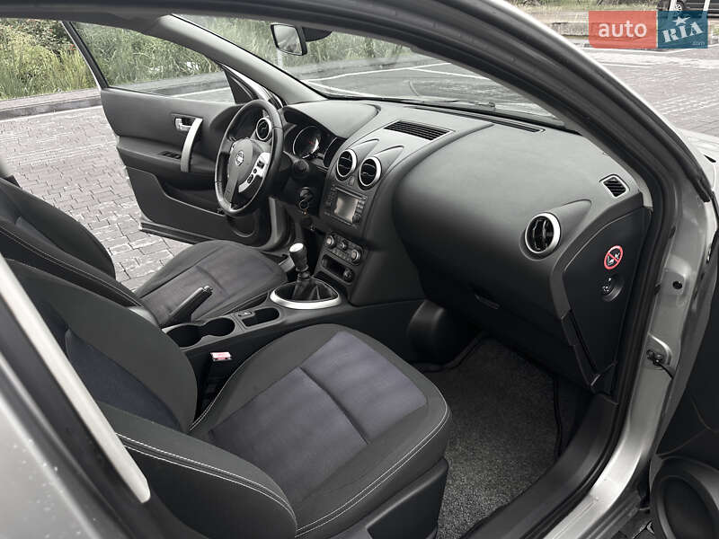 Внедорожник / Кроссовер Nissan Qashqai 2013 в Самборе