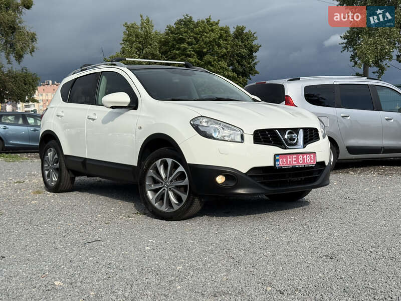 Внедорожник / Кроссовер Nissan Qashqai 2012 в Ровно
