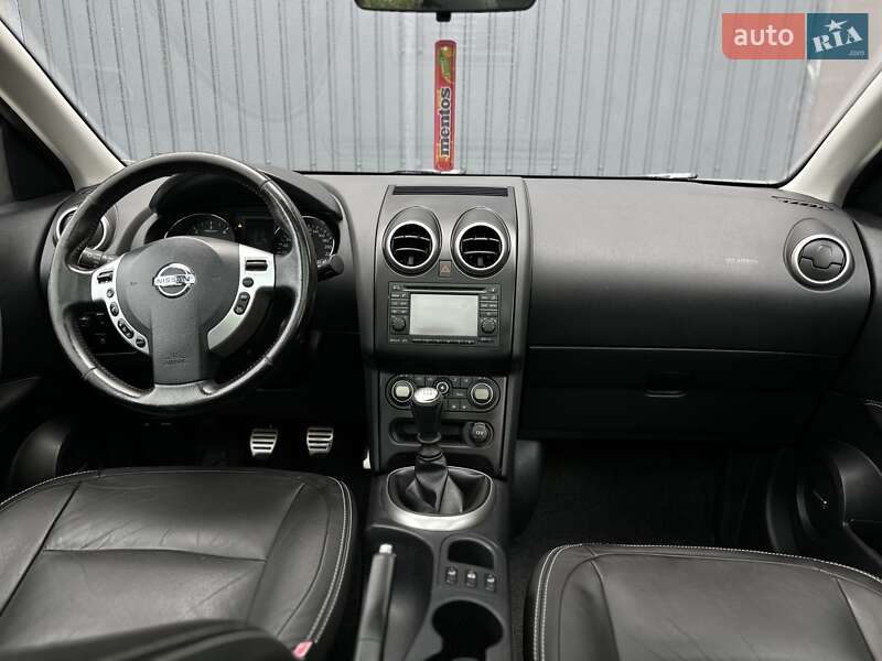 Внедорожник / Кроссовер Nissan Qashqai 2011 в Ивано-Франковске