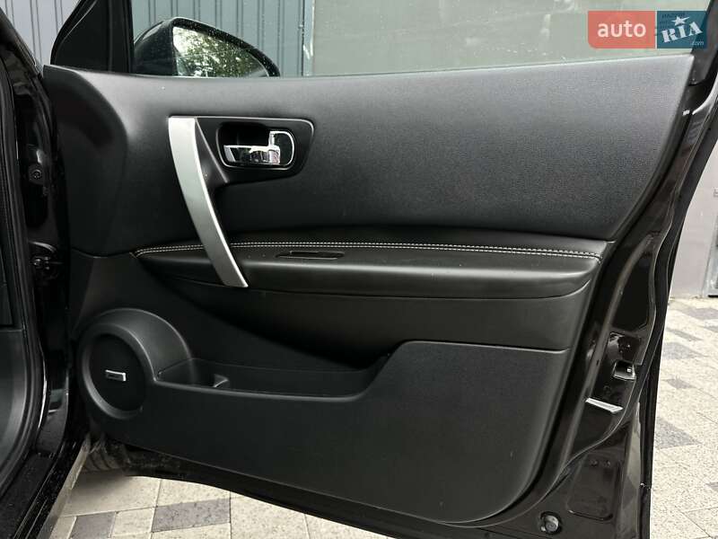 Внедорожник / Кроссовер Nissan Qashqai 2011 в Ивано-Франковске