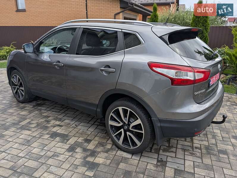 Внедорожник / Кроссовер Nissan Qashqai 2014 в Виннице
