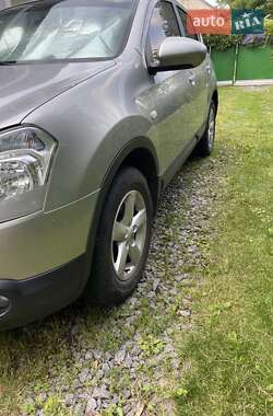 Внедорожник / Кроссовер Nissan Qashqai 2007 в 