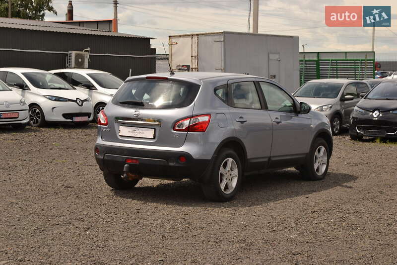 Внедорожник / Кроссовер Nissan Qashqai 2012 в Луцке