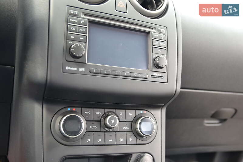 Внедорожник / Кроссовер Nissan Qashqai 2012 в Луцке