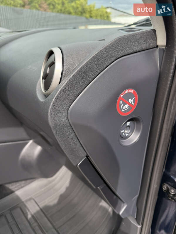 Внедорожник / Кроссовер Nissan Qashqai 2011 в Луцке