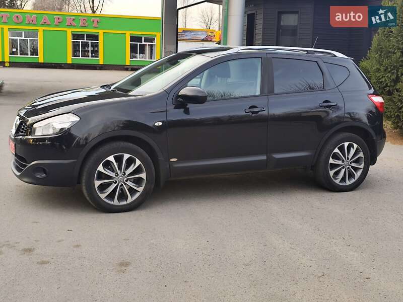 Позашляховик / Кросовер Nissan Qashqai 2011 в Звягелі