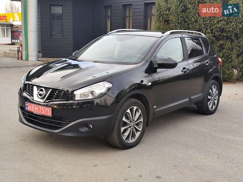 Позашляховик / Кросовер Nissan Qashqai 2011 в Звягелі