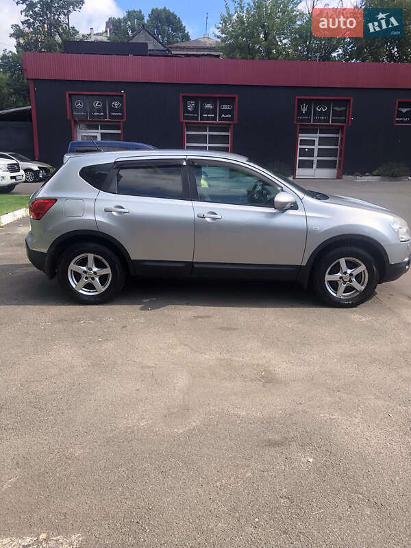 Позашляховик / Кросовер Nissan Qashqai 2008 в Києві