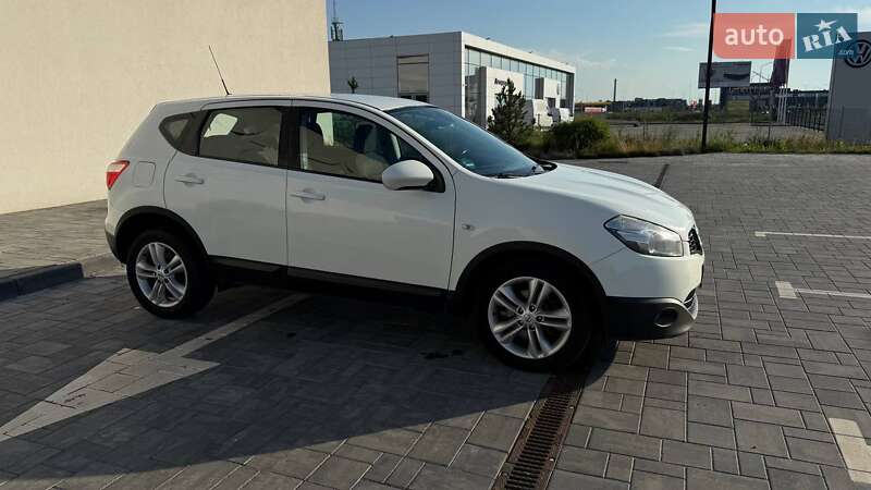 Внедорожник / Кроссовер Nissan Qashqai 2012 в Луцке