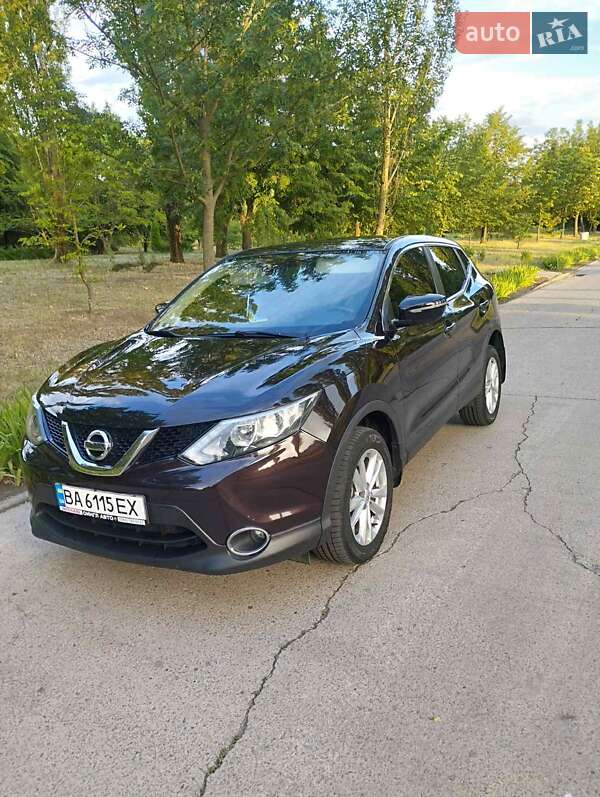 Внедорожник / Кроссовер Nissan Qashqai 2017 в Долинской