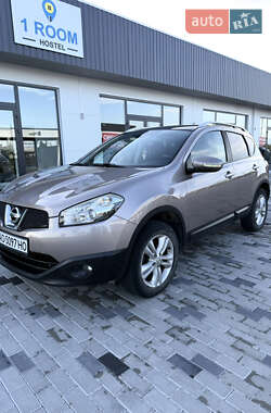 Позашляховик / Кросовер Nissan Qashqai 2010 в Хусті