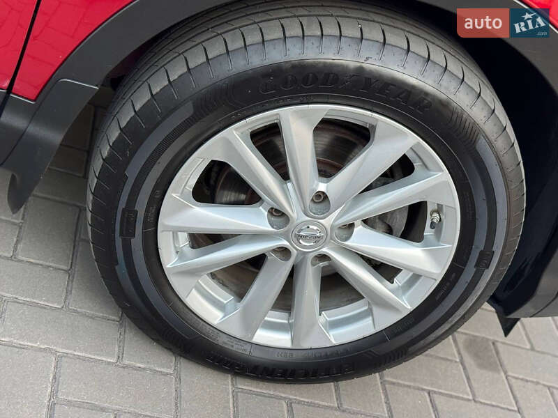 Позашляховик / Кросовер Nissan Qashqai 2016 в Дніпрі