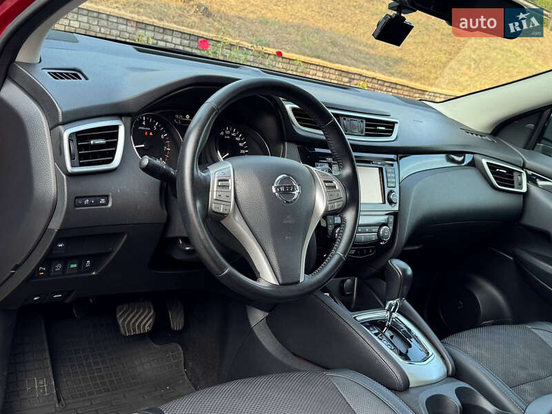 Позашляховик / Кросовер Nissan Qashqai 2016 в Дніпрі